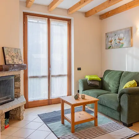 Giove By Interhome 赫拉弗多纳